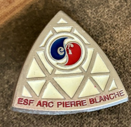 Rare insigne esf arc - arc, pierre