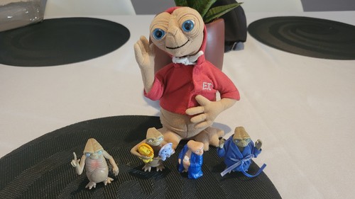Lot figurines peluche - figurines, +