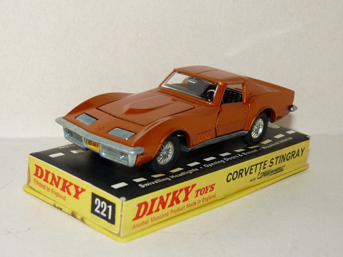 Dinky toys 221 corvette - dinky,