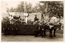 Carpentras.Char des Sapeurs Pompiers 1931.Moto Pompe.Photo argentique F.Meyer.