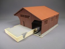 LQ1552 JOUEF 1022 Train Ho 1/87 1:87 Maquette montée Halle à marchandises