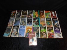 Lot  Opta galaxie bis 25 tomes Editions Opta