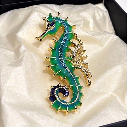 Broche fantaisie hippocampe