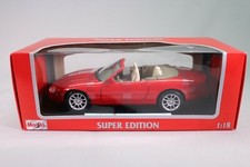 LE606 MAISTO Super Edition 37800 Voiture 1/18 Jaguar XKR cabriolet 1998 rouge