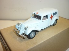 1/43 NOREV CITROEN TRACTION AMBULANCE
