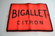 ANCIEN TAPIS PUBLICITAIRE DE