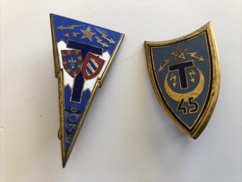 Lot insignes militaires - 2,