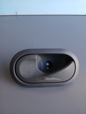 Renault Clio 3 / Poignée de