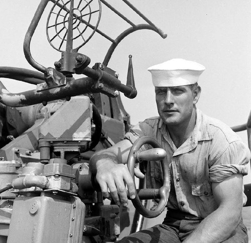Ww2 navy usn canon dday - navy,