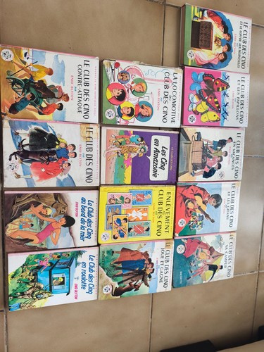 Lot livres club des - 13, cinq