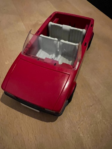 Voiture sport décapotable - de,