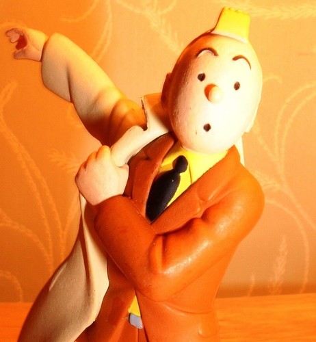 Figurine tintin trench pvc - figurine,