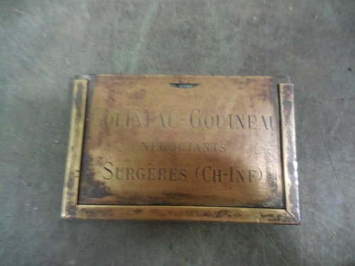 Plaque une - , de