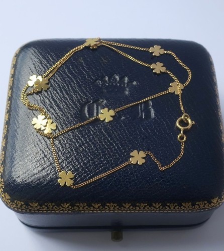 Collier chaîne porte-bonheur