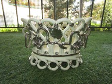 Faïence de Langeais, très belle corbeille, céramique tressée, en très bon état.