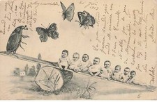 FANTAISIES AF#DC690 MULTIPLES BEBES SUR UNE BALANCOIRE AVEC DES INSECTES GEANT