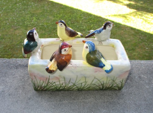 Très belle jardinière aux