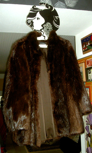 Beau manteau boutique - beau,