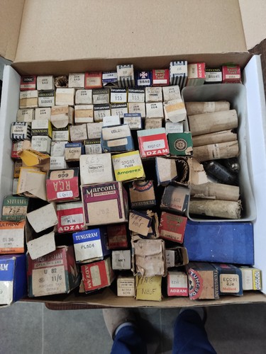 Lot 80 tubes audio - -,