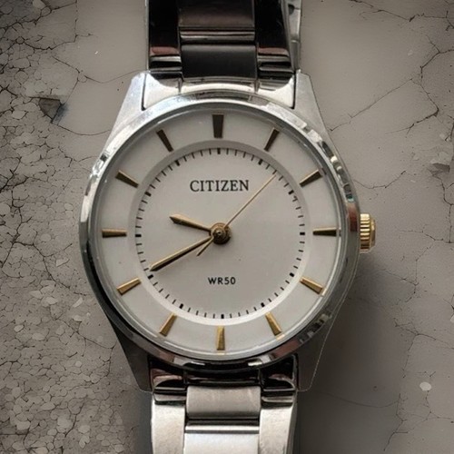Woman citizen quartz wr50 - woman’s,