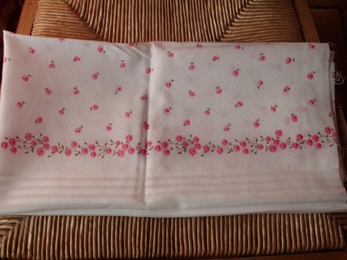 Petit coupon tissu ancien - petit,
