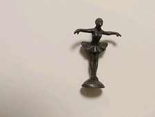 Figurine kinder métal " Ballerine " couleur bruni.