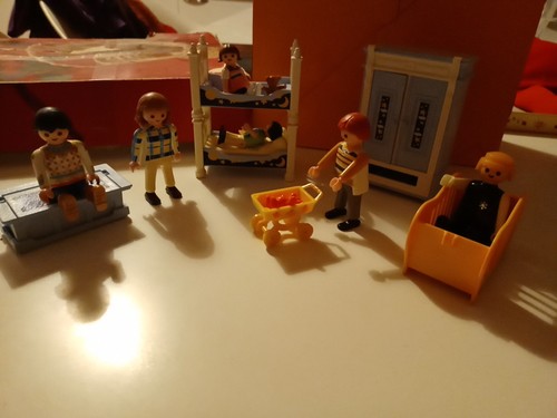 Lot personnages - 6,
