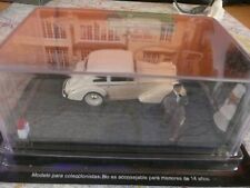 HOTCHKISS 686 GS   IXO 1/43 Série Route Bleue  "Le Restaurant"