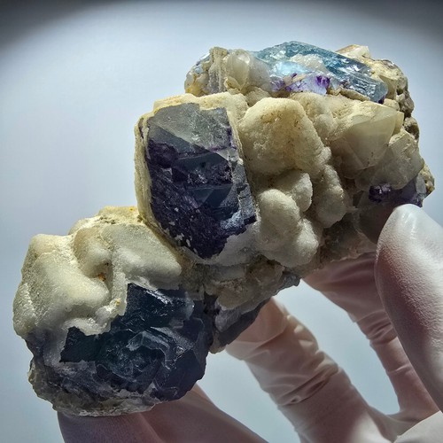 Fluorite fantôme spécimen - fluorite,