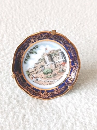 Assiette miniature - , en
