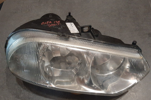 Phare avant droit alfa romeo - phare,