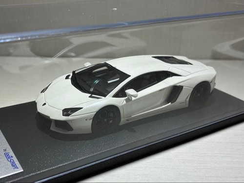 Lamborghini aventador lp - ls,