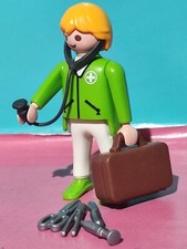 PLAYMOBIL FIGURINE MÉDECIN