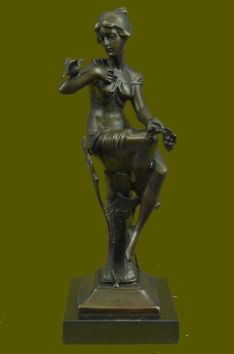 100 bronze signé - signé, dame
