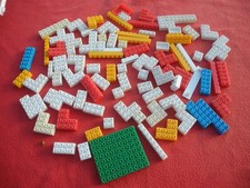 LOT DE 94 PETITES BRIQUES POLYBRIC