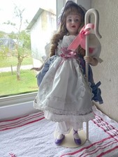 PPC-8 Poupée en porcelaine