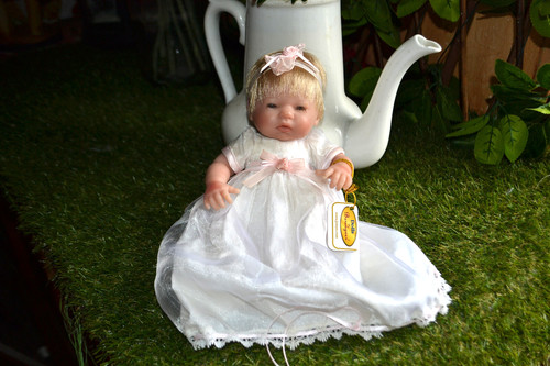 Rare poupee neuve - neuve, dolls