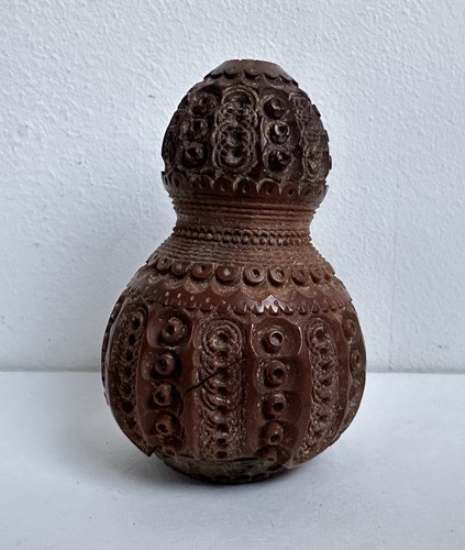 Ancien boîte chapelet noix - , de