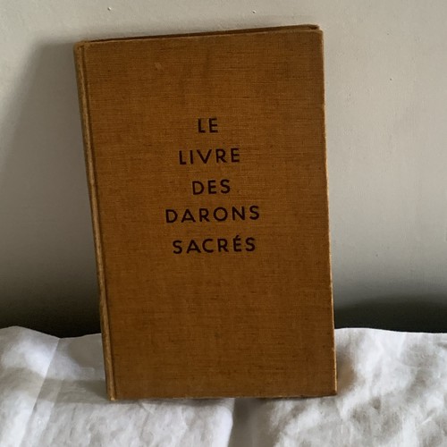 Livre des darons sacrés - des,