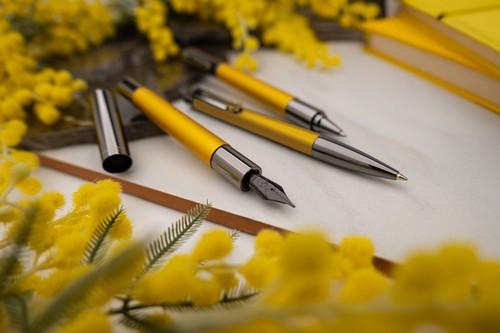 Monteverde ritma yellow mimosa - yellow,