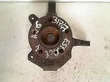 Pivot de moyeu avant gauche