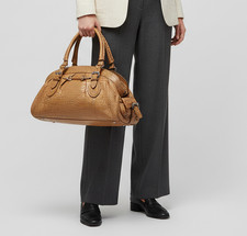 Sac À Main Tote En Cuir Embossé Crocodile Marron Silvio Tossi Pour Femmes