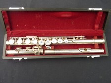 BELLE FLUTE JUPITER MODELE SFL 551 E MADE IN TAIWAN
