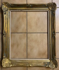 CADRE BAROQUE BOIS ET STUC DORE FORMAT 50 X 40 CM 