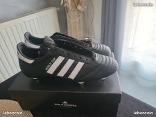 crampons football Adidas World