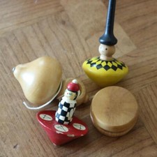 3 anciennes toupies JOUET ENFANT et un YOYO yo-yo en bois