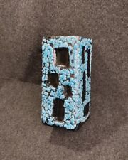 Vase carré signé LUC