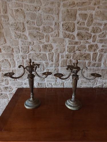 Paire chandeliers trois - paire,