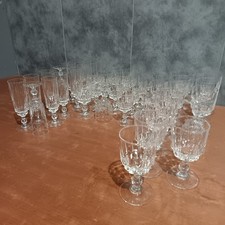8 verres à eau en cristal