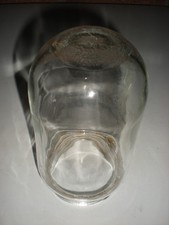 Ancien globe en verre  pour lampe de cour ferme usine déco